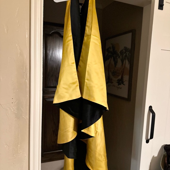 Yellow Satin Robe with Black Logo - Picture 6 of 6